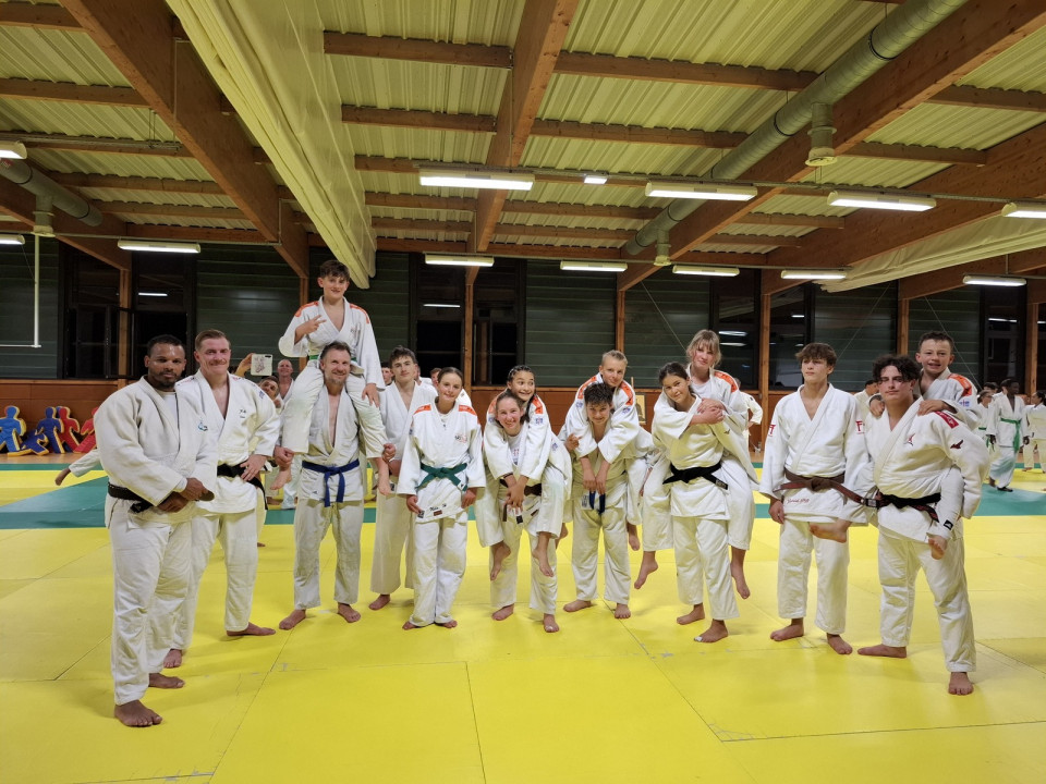 CPS N1   MINIMES  SENIORS - 20h  22H